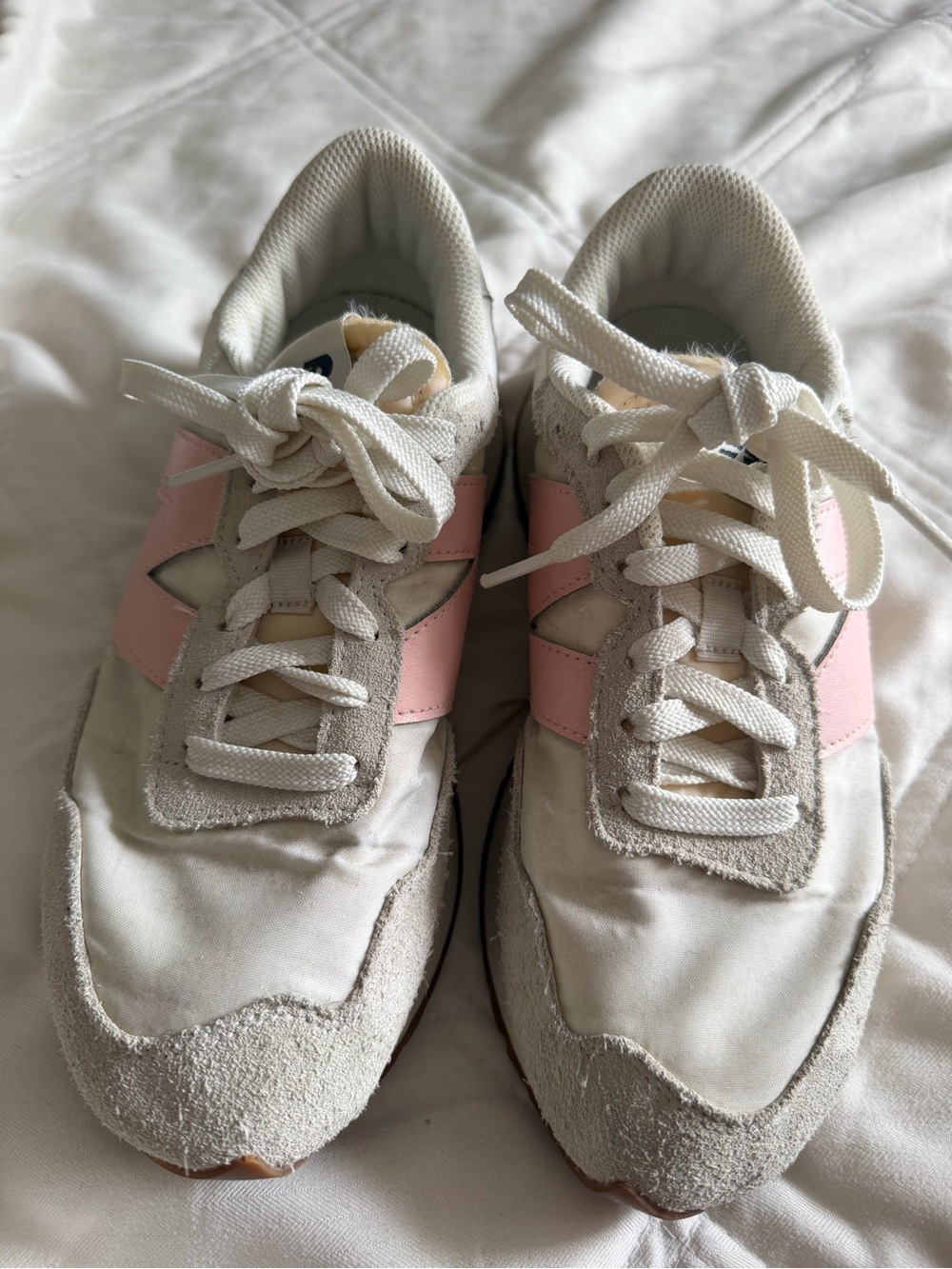 Women’s New Balance Casual Lace-Up Sneakers in White and Pink